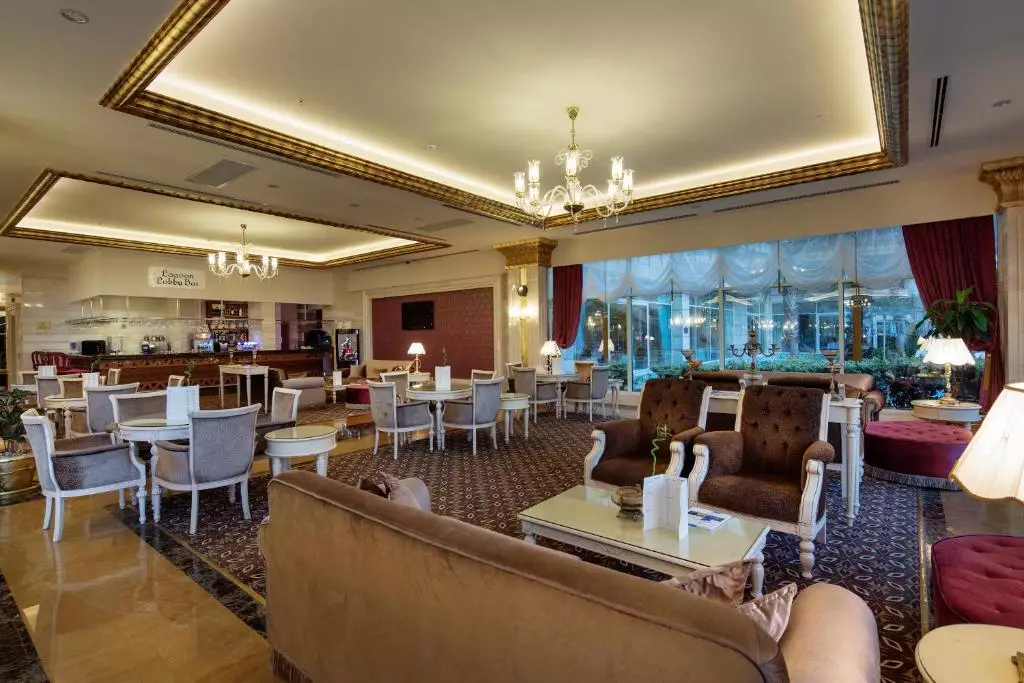 هتل کریستال پالاس